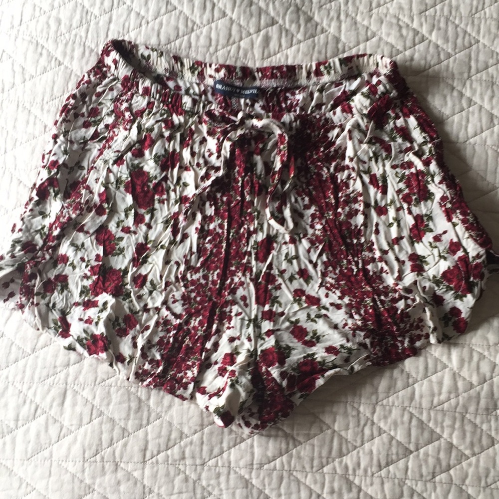 Brandy Melville floral shorts